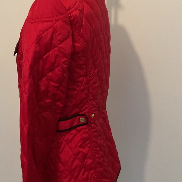 Banana Republic Red Quilted Jacket with Black Trim and Gold Hardware - Picture 7 of 12